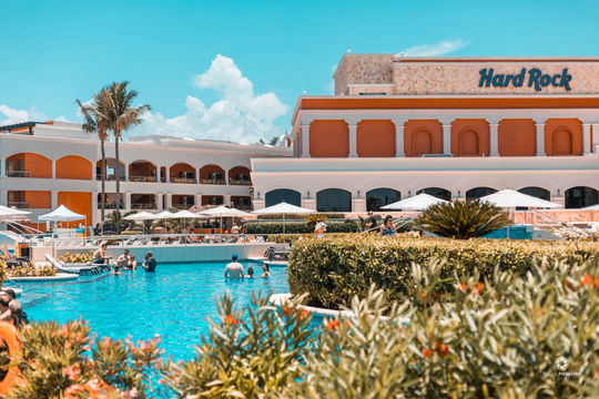 Destination wedding em Cancún: Hard Rock Hotel e Praia Ballenas - Márcia e Bruno