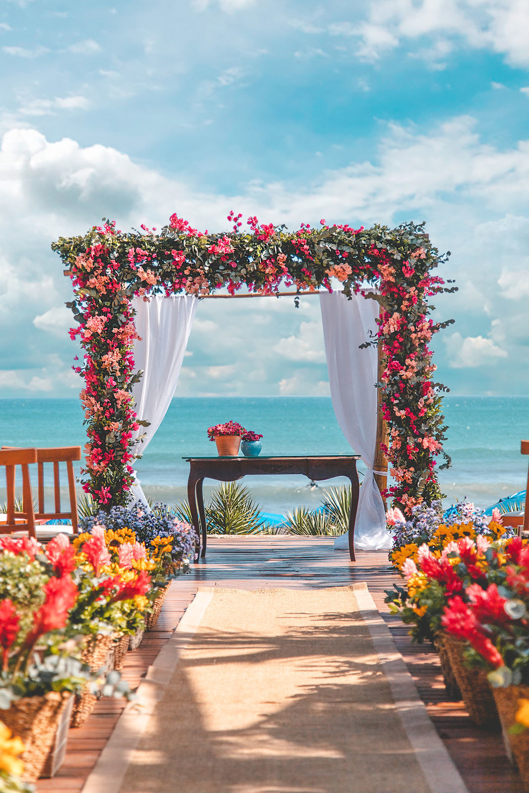 Veja como ter uma linda decoração de casamento na praia!