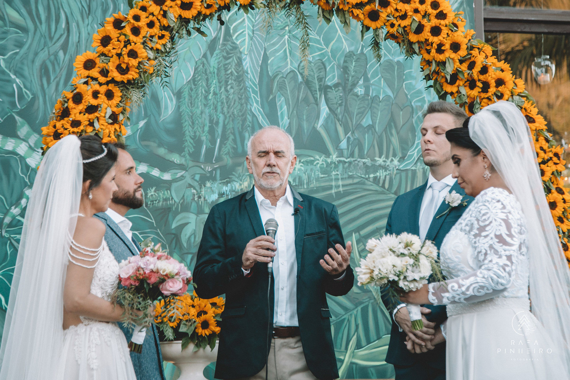 Foto Casamento duplo: veja como organizar uma cerimônia a quatro Foto Casamento duplo: veja como organizar uma cerimônia a quatro - Imagem 4