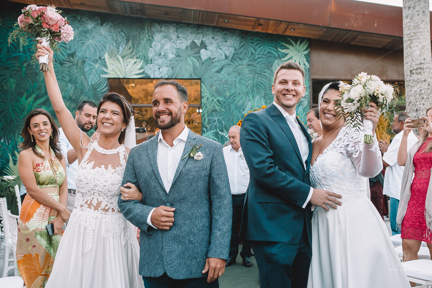 Casamento duplo: veja como organizar uma cerimônia a quatro Casamento duplo: veja como organizar uma cerimônia a quatro