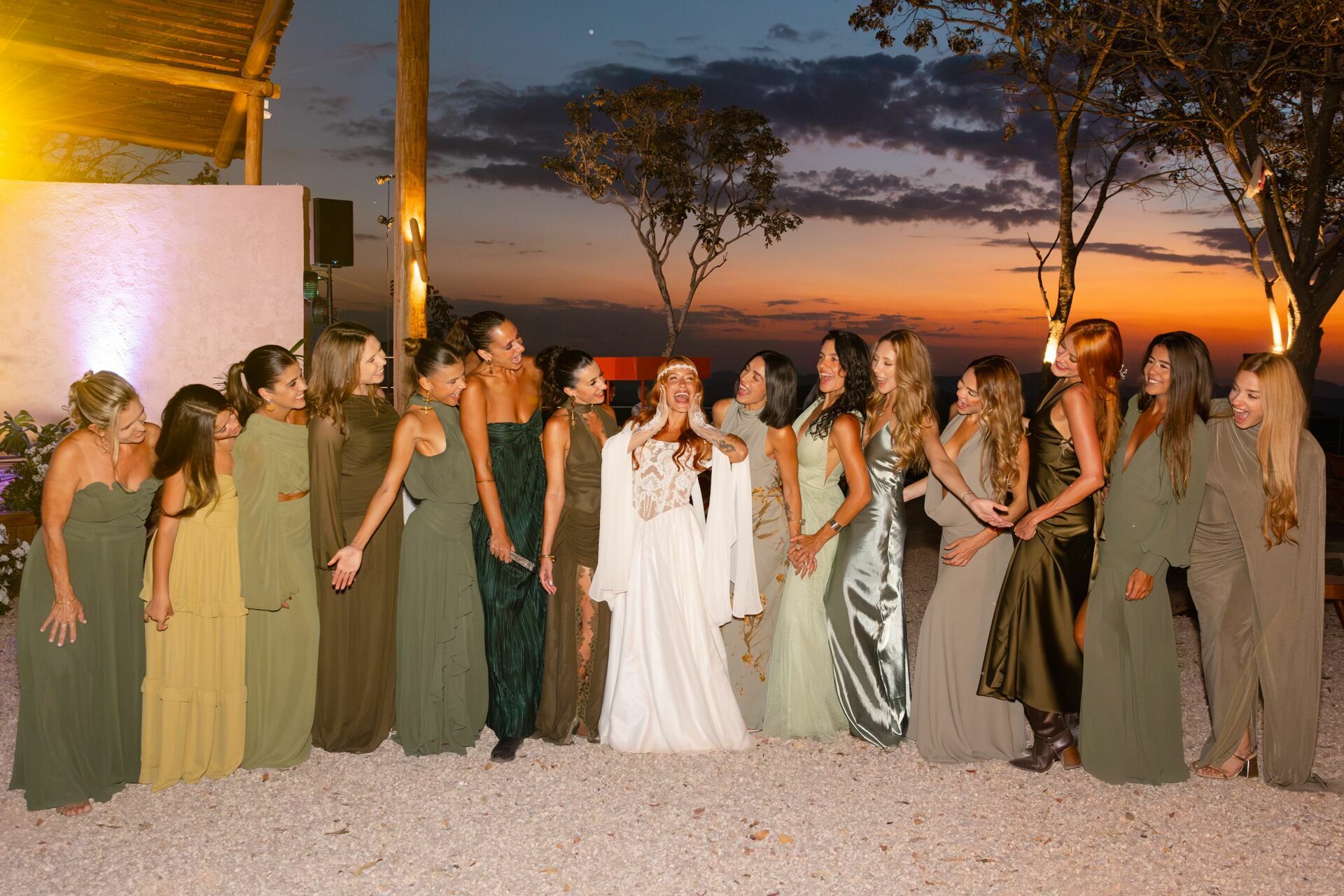 Foto Destination Wedding na Chapada dos Veadeiros: O Casamento de Felipe Palermo e Mariana Foto Destination Wedding na Chapada dos Veadeiros: O Casamento de Felipe Palermo e Mariana - Imagem 42