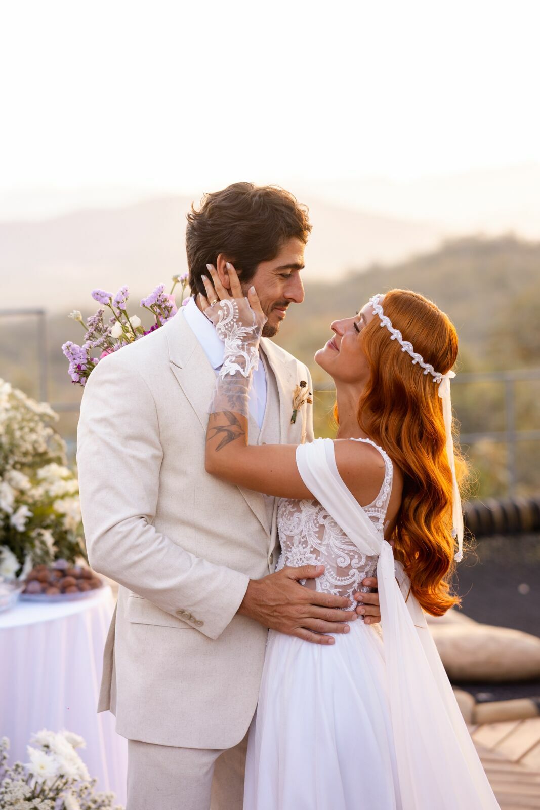 Foto Destination Wedding na Chapada dos Veadeiros: O Casamento de Felipe Palermo e Mariana Foto Destination Wedding na Chapada dos Veadeiros: O Casamento de Felipe Palermo e Mariana - Imagem 27